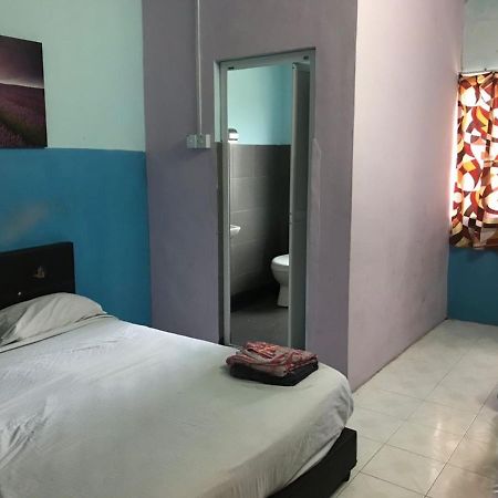 Yb House Hotell Kuantan Eksteriør bilde
