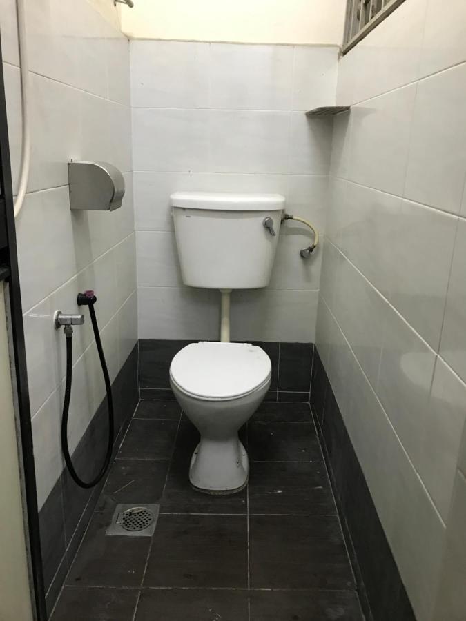 Yb House Hotell Kuantan Eksteriør bilde